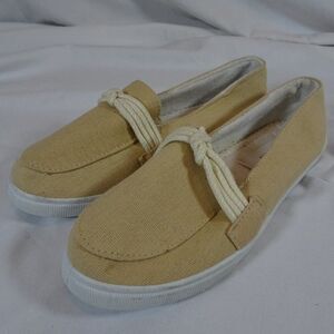 Goldtoe Est. 1934 Women Slip-on Light Brown Shoes Size 5.5.